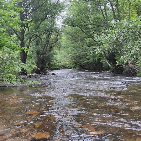 Casa De Aldea La Pescal