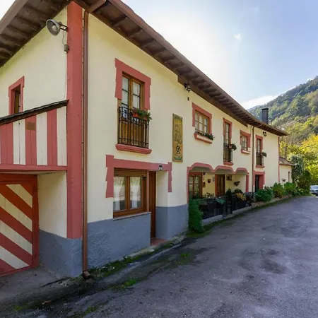 カントリーハウス Casa De Aldea