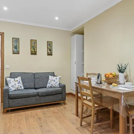 Casa De Aldea * La Pescal