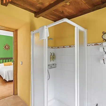 Casa De Aldea La Pescal